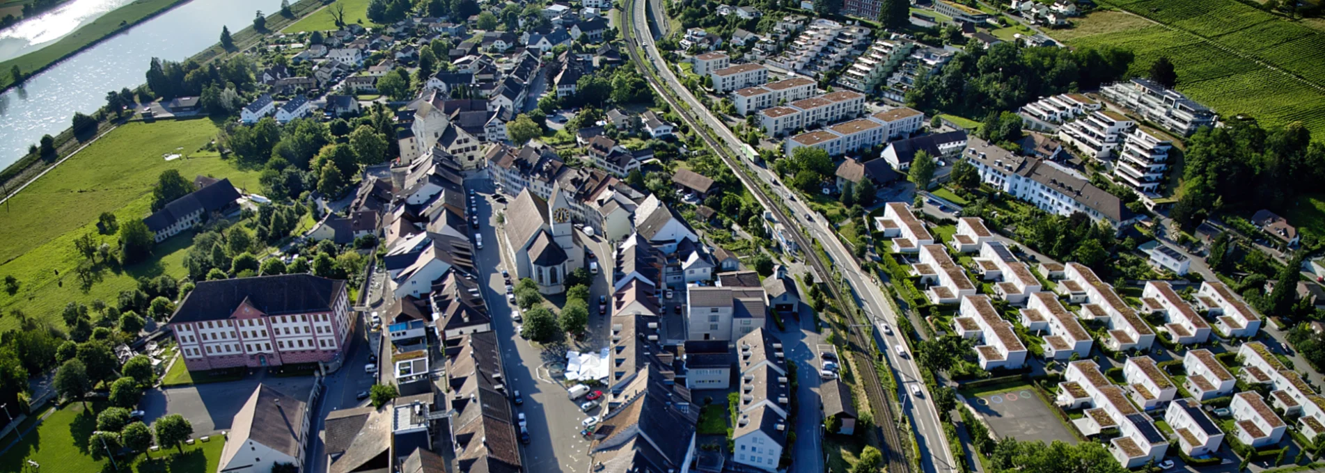 Farag_Luftaufnahme_Städtli_Nord_West